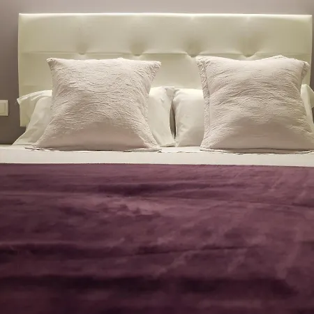 Apartment Fira *